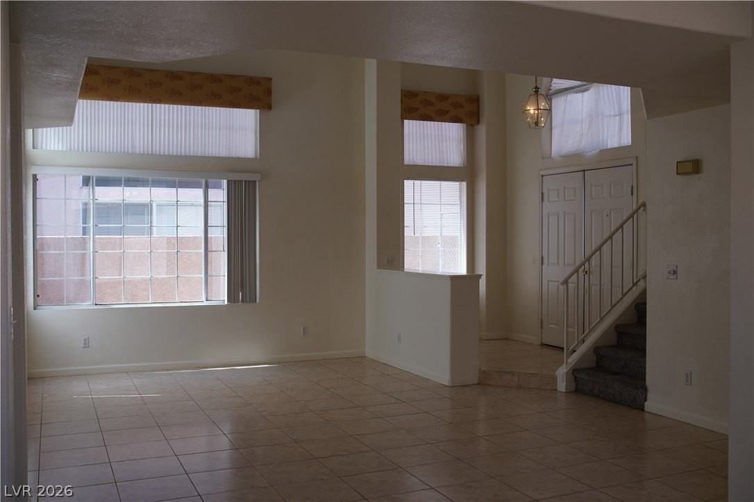 2312 Reddon Cir - Photo 5 of 21