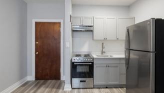 6956 N Ashland Blvd - Photo 1 of 1