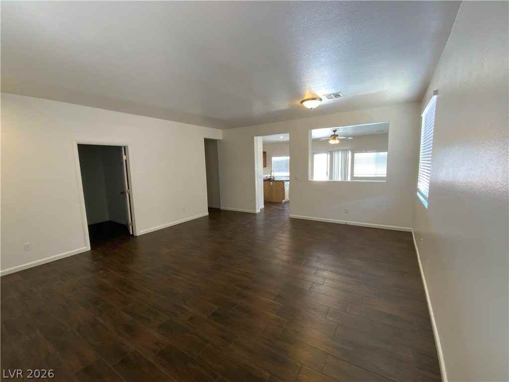 5819 E Badlands Ln - Photo 5 of 24