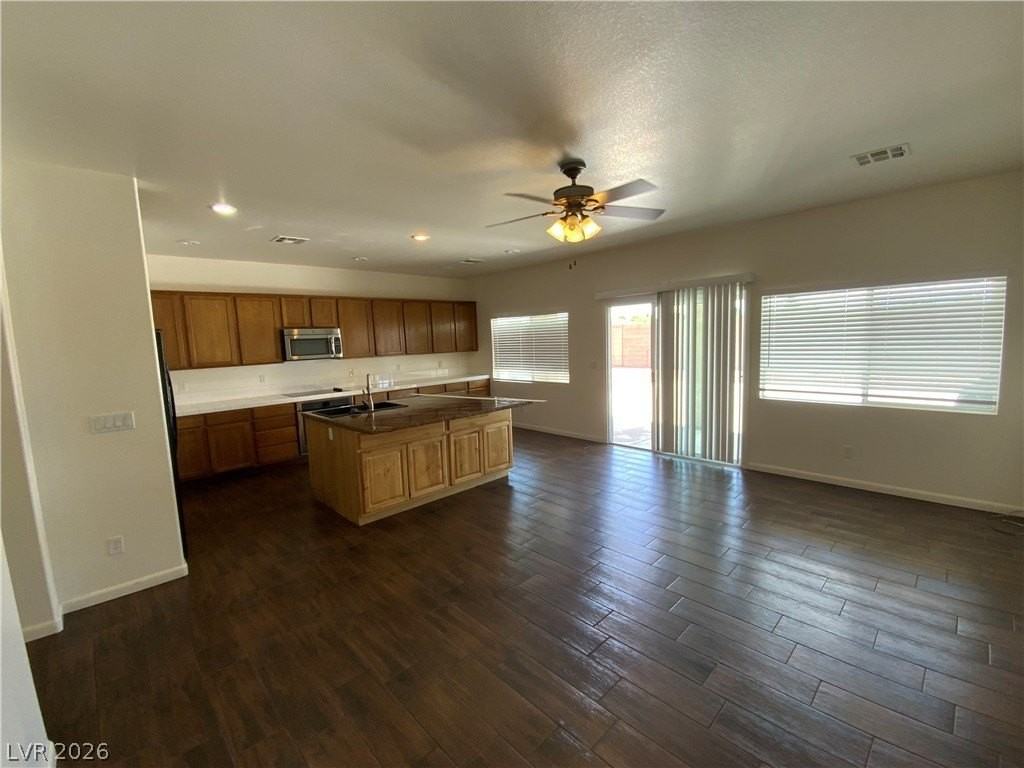 5819 E Badlands Ln - Photo 7 of 24