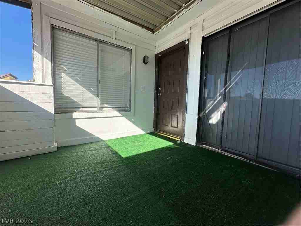 1467 Hialeah Dr #D - Photo 5 of 20