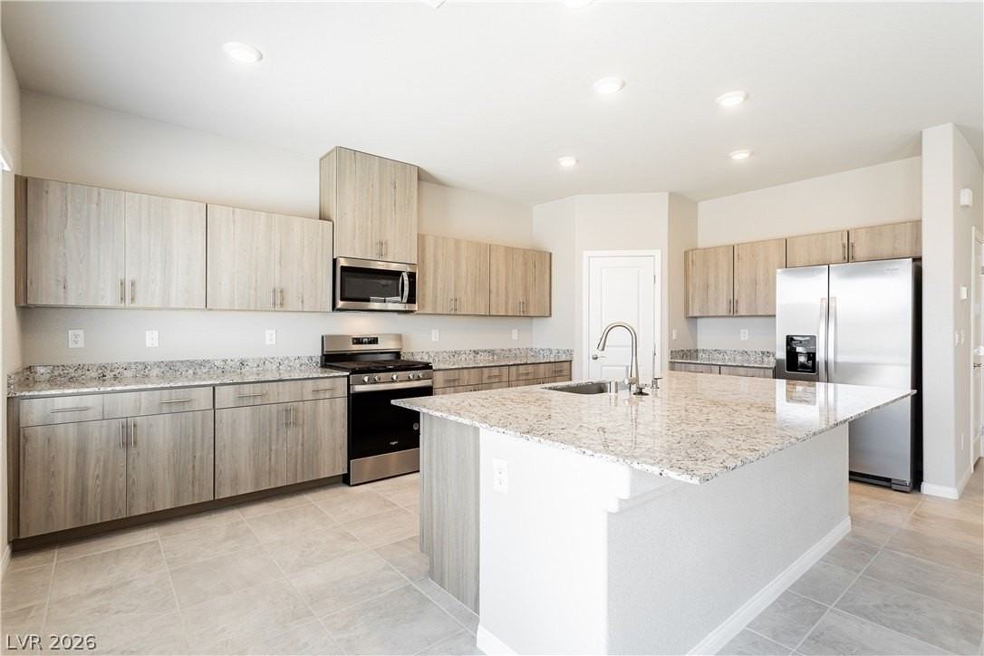 8976 Pacific Mist St - Photo 2 of 37