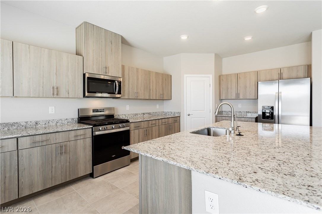 8976 Pacific Mist St - Photo 4 of 37
