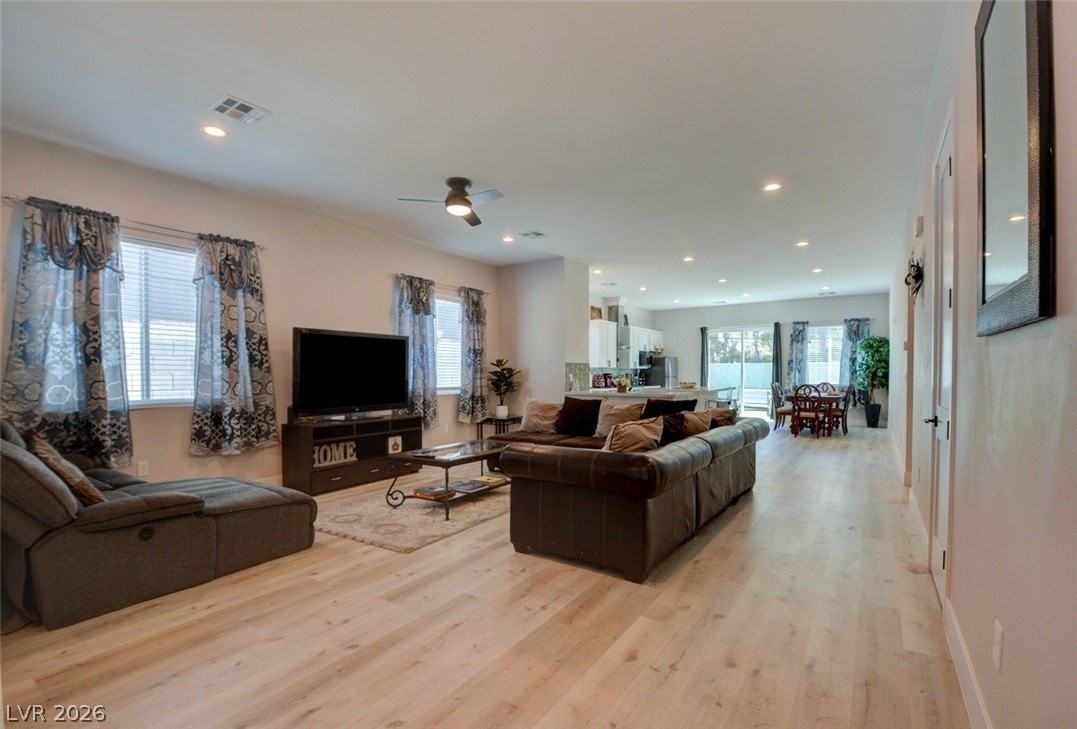 5534 Stormy Night Ct - Photo 6 of 44