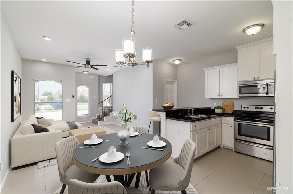 2307 Taxco Ct #4 - Photo 4 of 17