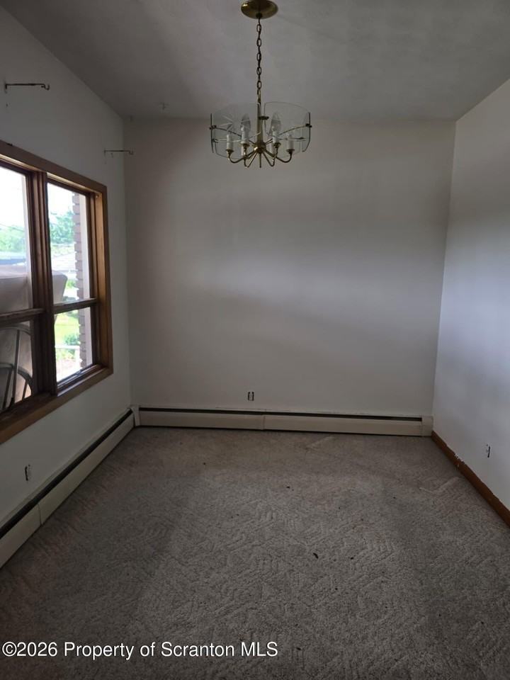 970 Wood St - Photo 2 of 7