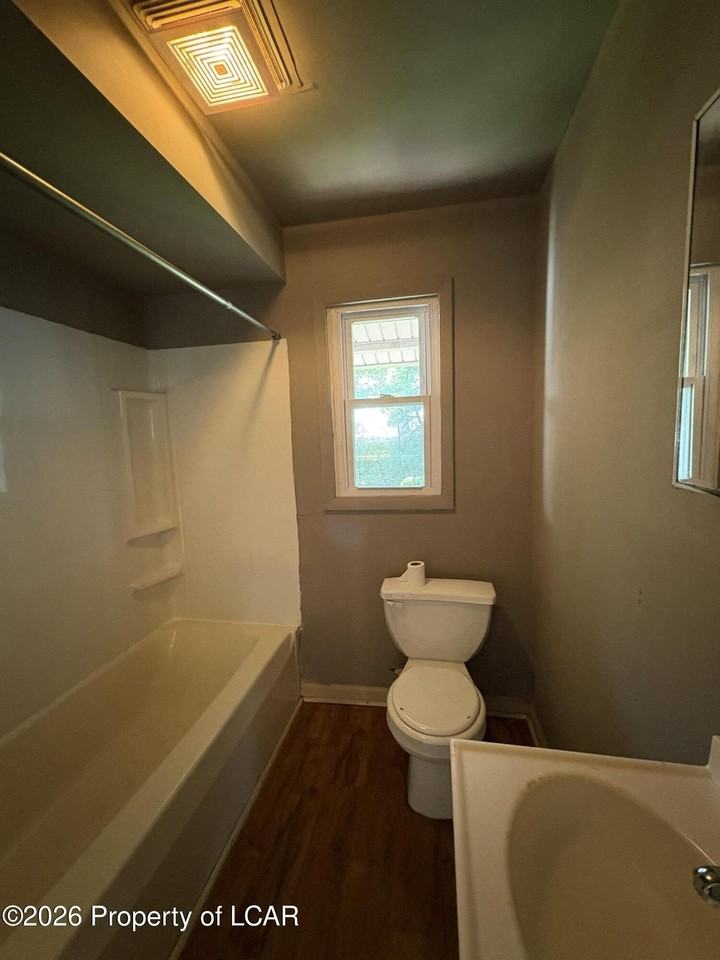 52 Diamond Ave - Photo 7 of 10