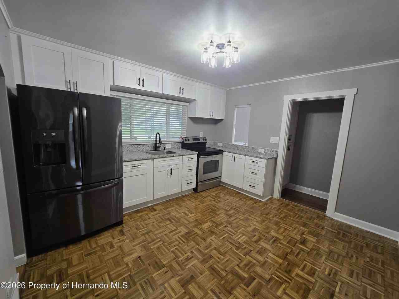 501 Monroe Ave - Photo 6 of 13
