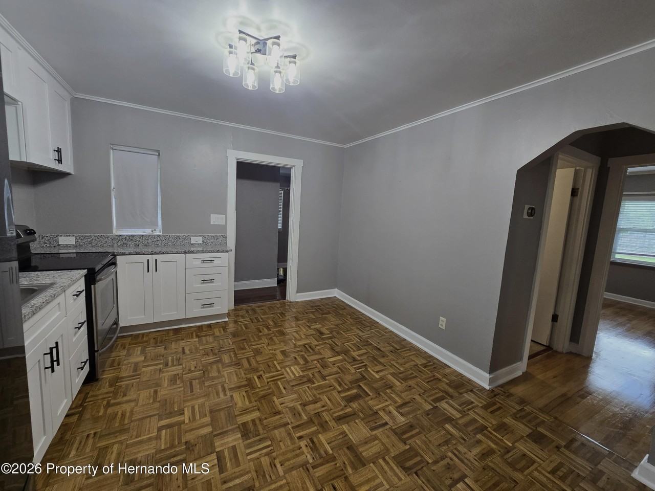 501 Monroe Ave - Photo 7 of 13