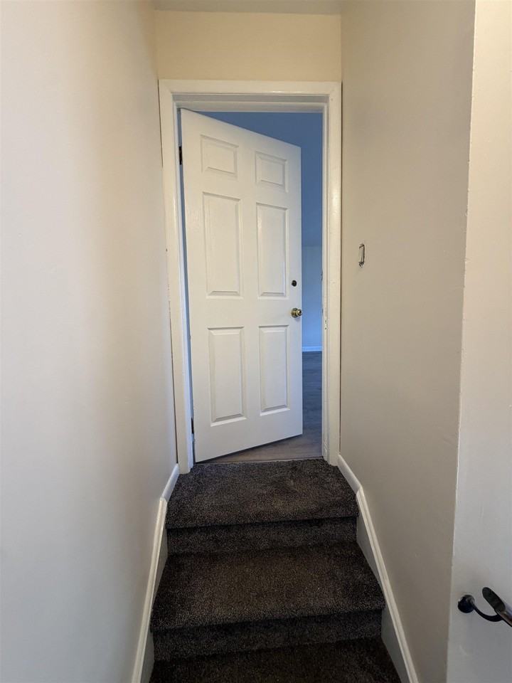 1507 74th St #2 - Photo 3 of 27