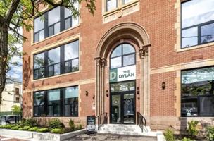 featured image of 25 E 22nd St #207