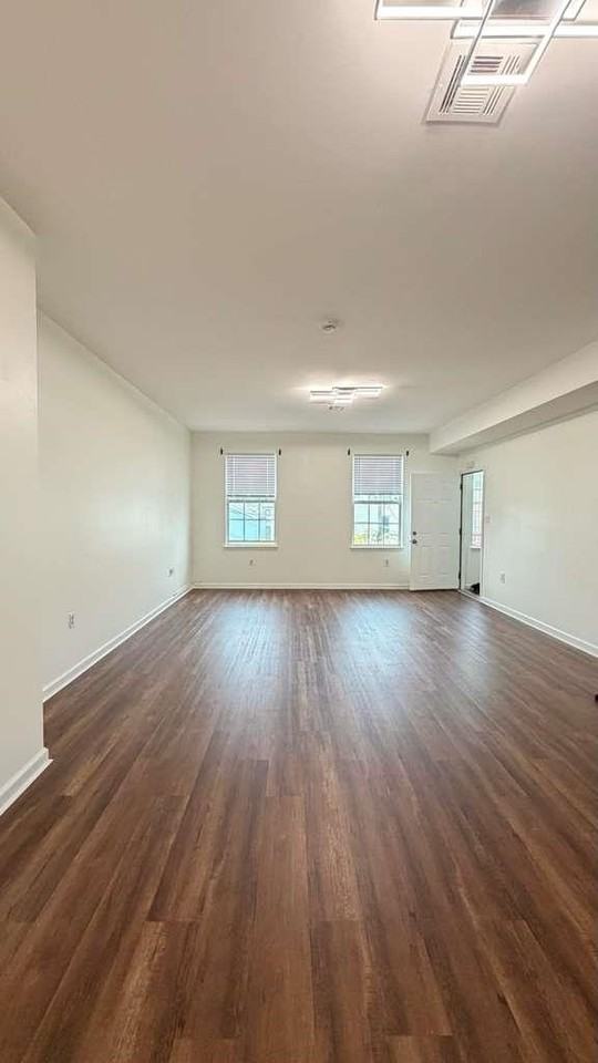 225 Halladay St #2 - Photo 2 of 8