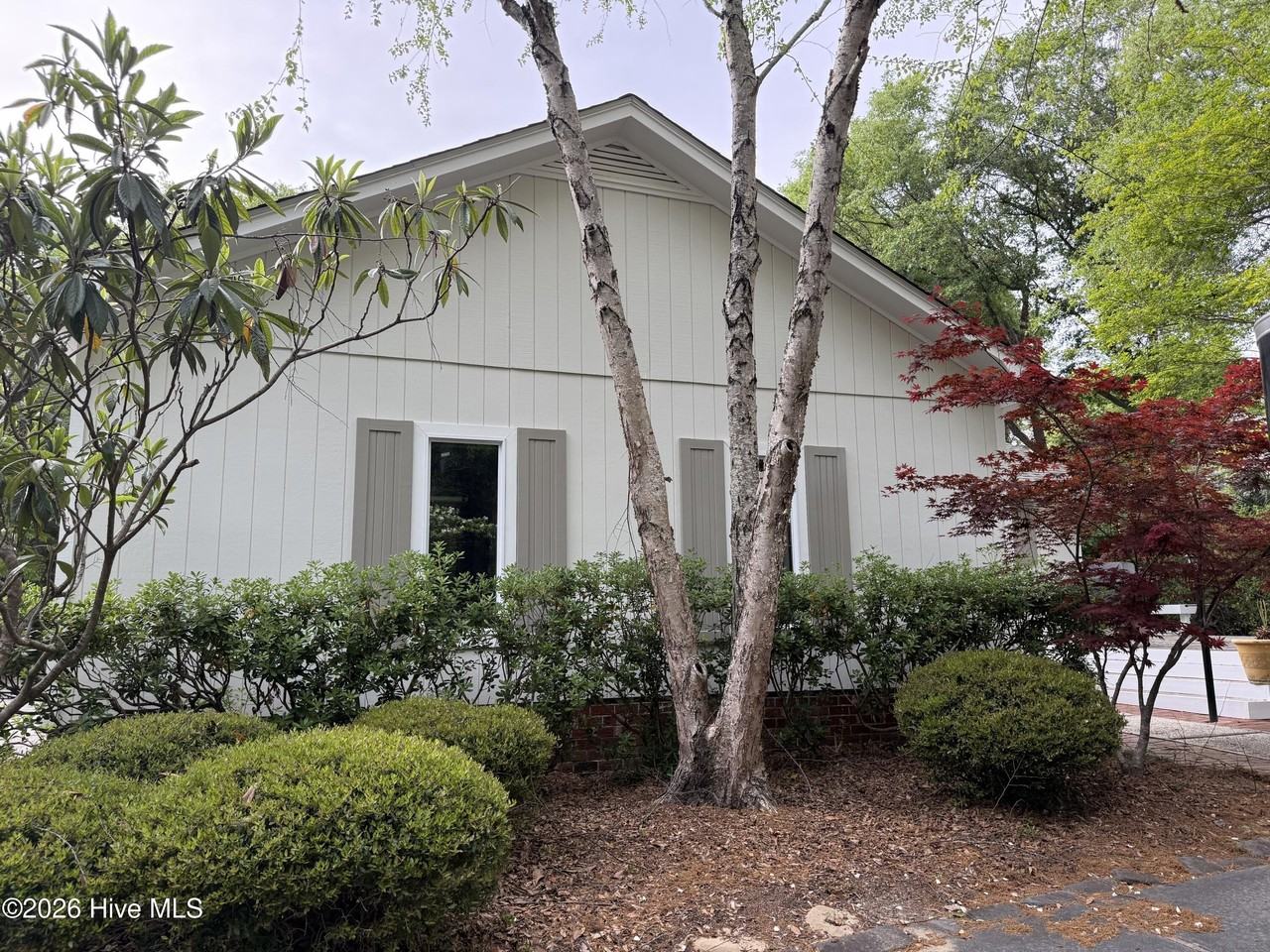 8413 Bald Eagle Ln - Photo 2 of 27