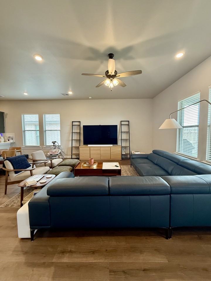 2222 133rd St #1 - Photo 4 of 29