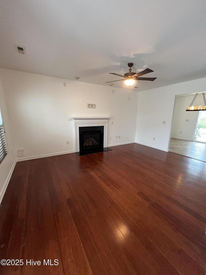 608 Cheltenham Dr - Photo 2 of 50
