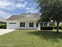 136 N Palm Dr - Photo 1 of 1