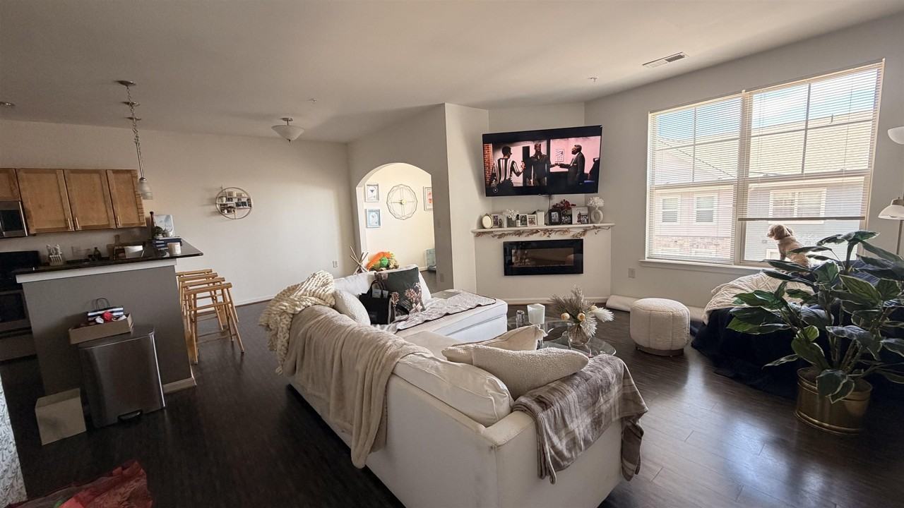 106 Community Way #1122 - Photo 2 of 22
