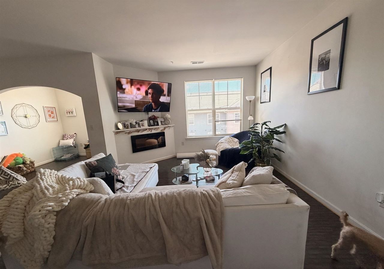 106 Community Way #1122 - Photo 3 of 22