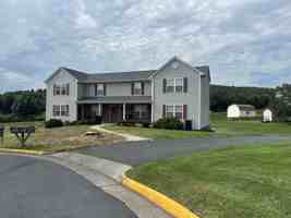 featured image of 210 Weeping Willow Ln #C