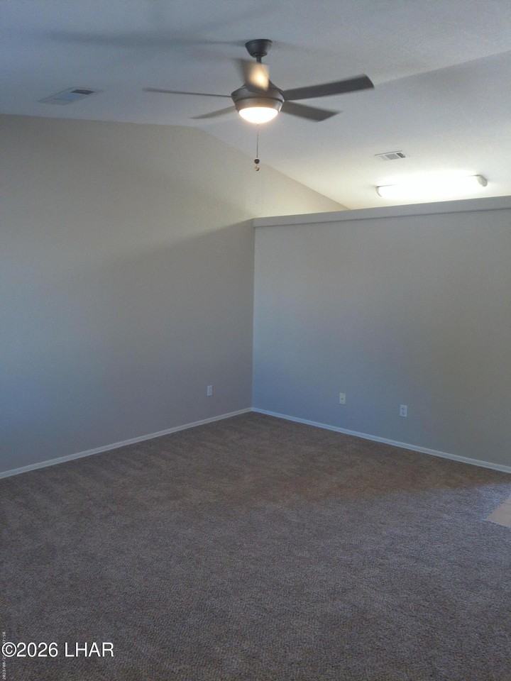 3128 Jamaica Blvd S - Photo 5 of 29
