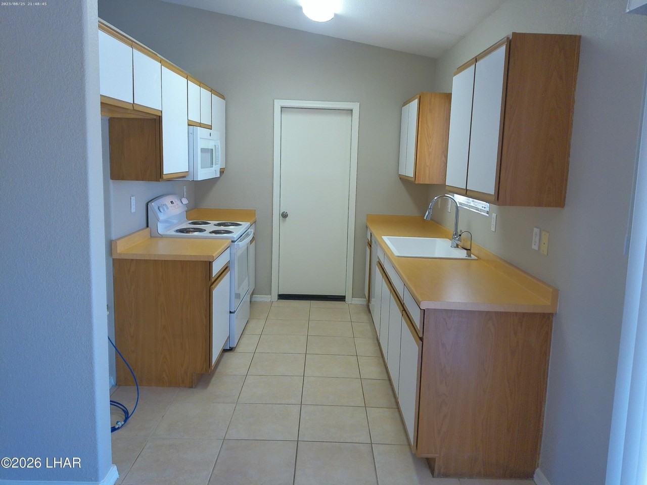 3128 Jamaica Blvd S - Photo 7 of 29