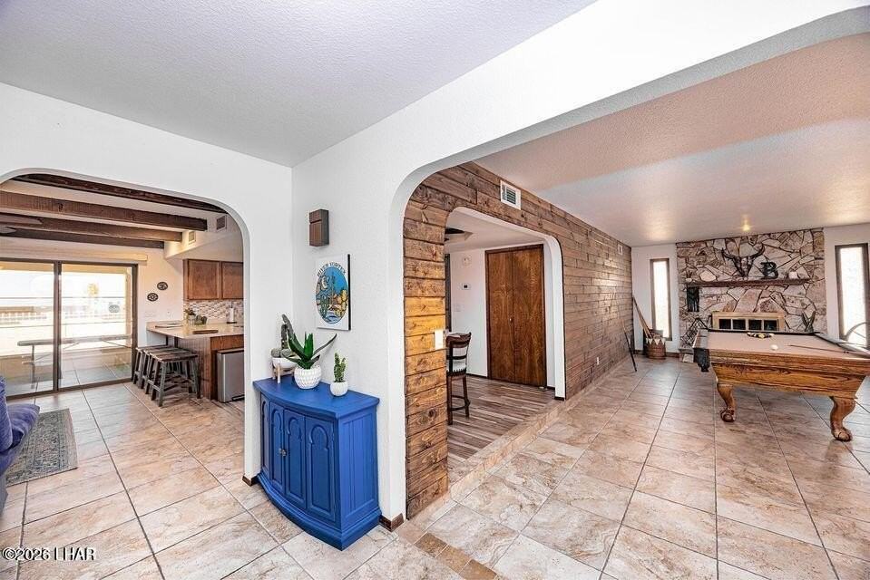 3713 Mission Dr S - Photo 4 of 40