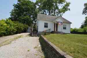 featured image of 1460 Greendale Rd
