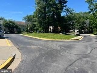 7701 Hiawatha Ln - Photo 6 of 17