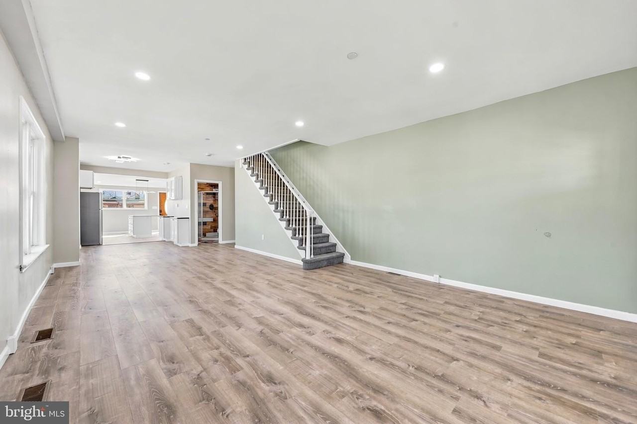 1015 Mcclenahan Ter - Photo 5 of 25