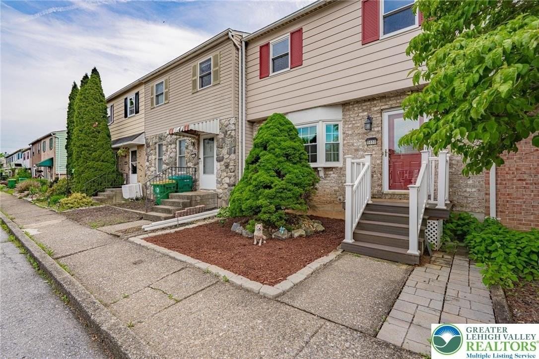 5650 Greens Dr - Photo 2 of 28