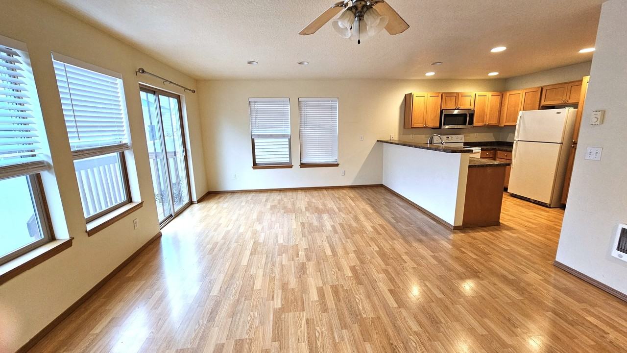 8111 Ne 36th Ct #1 - Photo 4 of 17