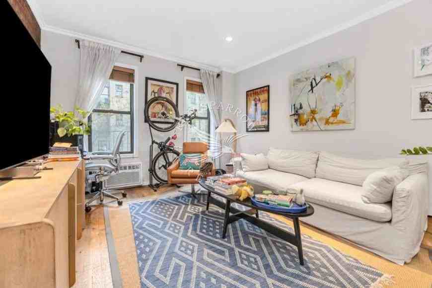 348 E 89th St - Photo 2 of 10