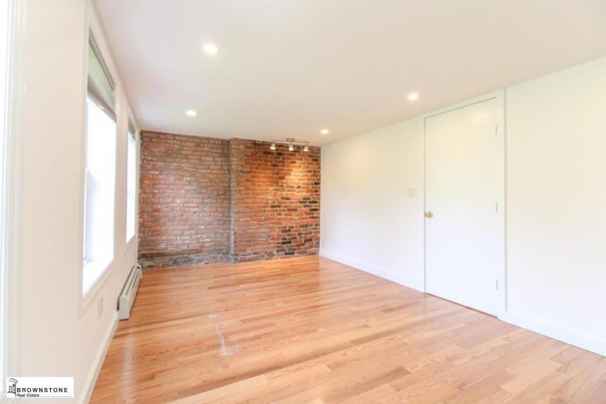 137 Huntington St - Photo 6 of 7