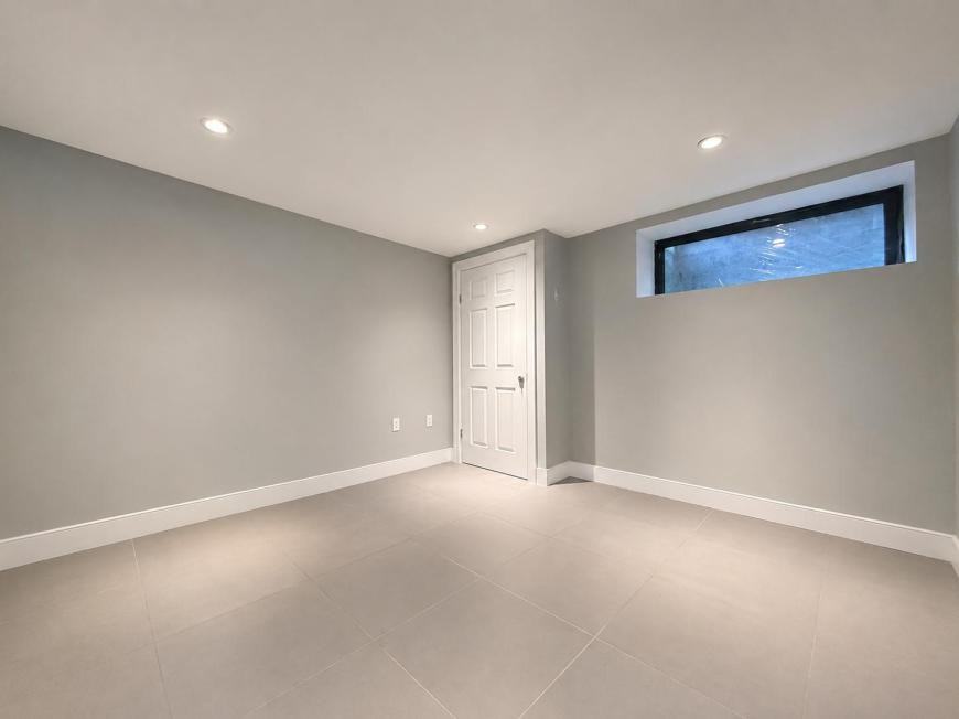 626 Grand Ave - Photo 4 of 10