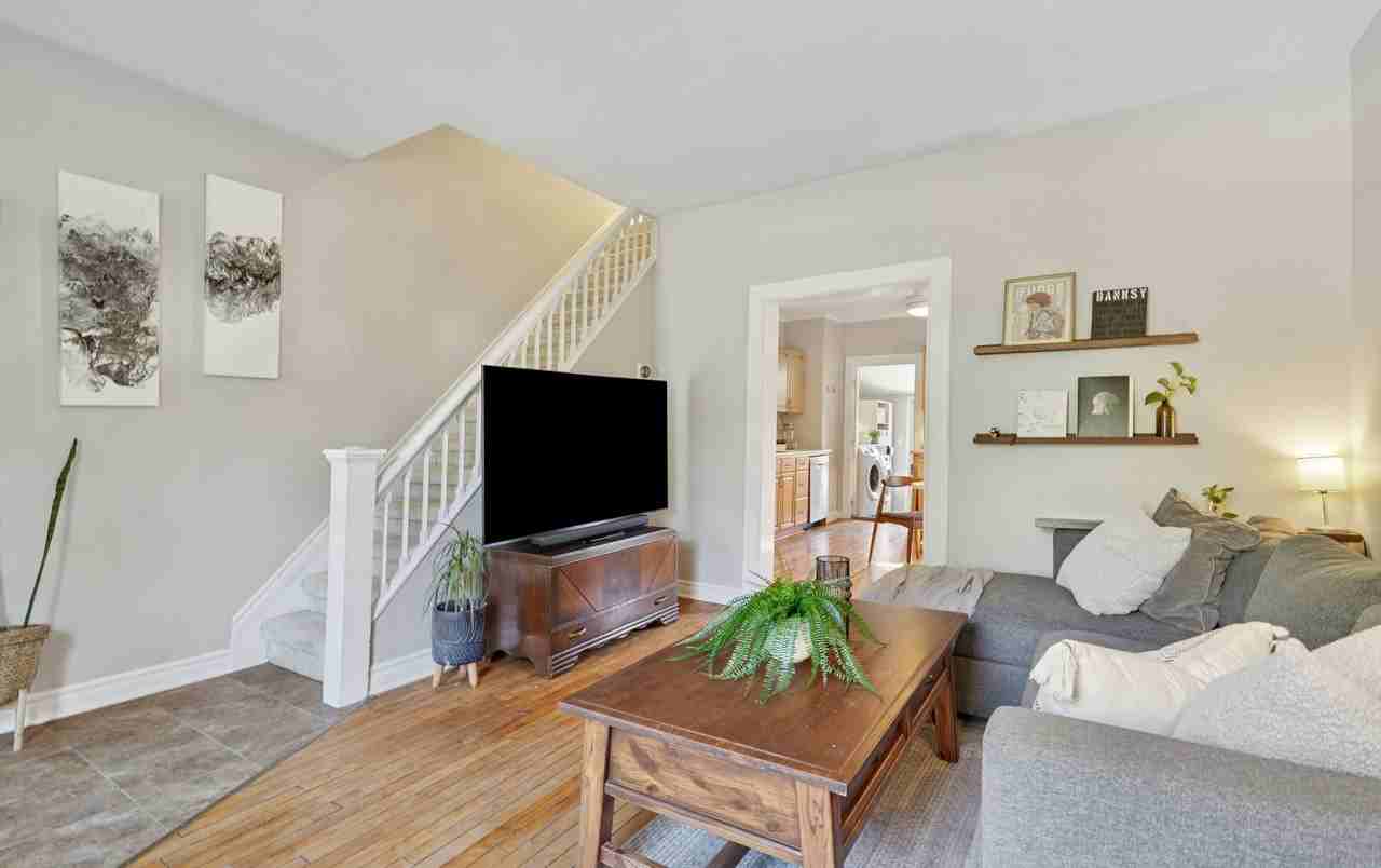 2055 Embleton Rd #1 - Photo 3 of 35