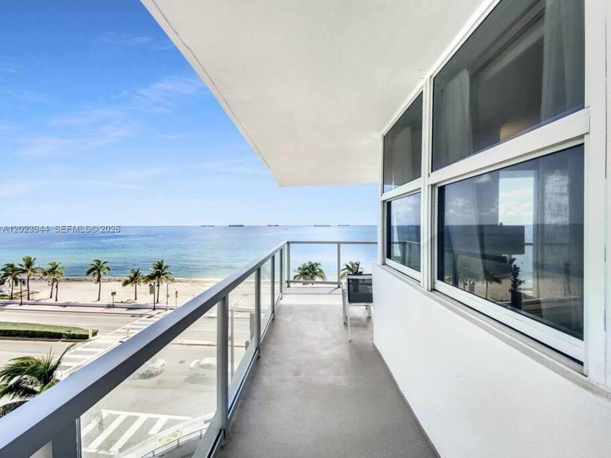 209 N Fort Lauderdale Beach Blvd #5B - Photo 2 of 27