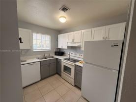 2028 Ne 167th St #3-152 - Photo 1 of 1