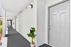featured image of 1400 Sw 124th Ter #111Q