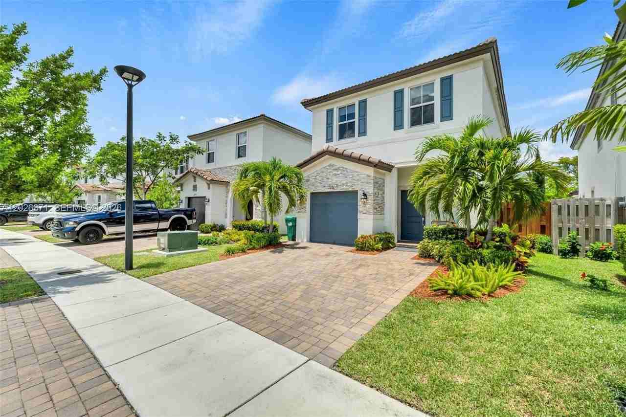 2273 Nw 131st Cir - Photo 4 of 46