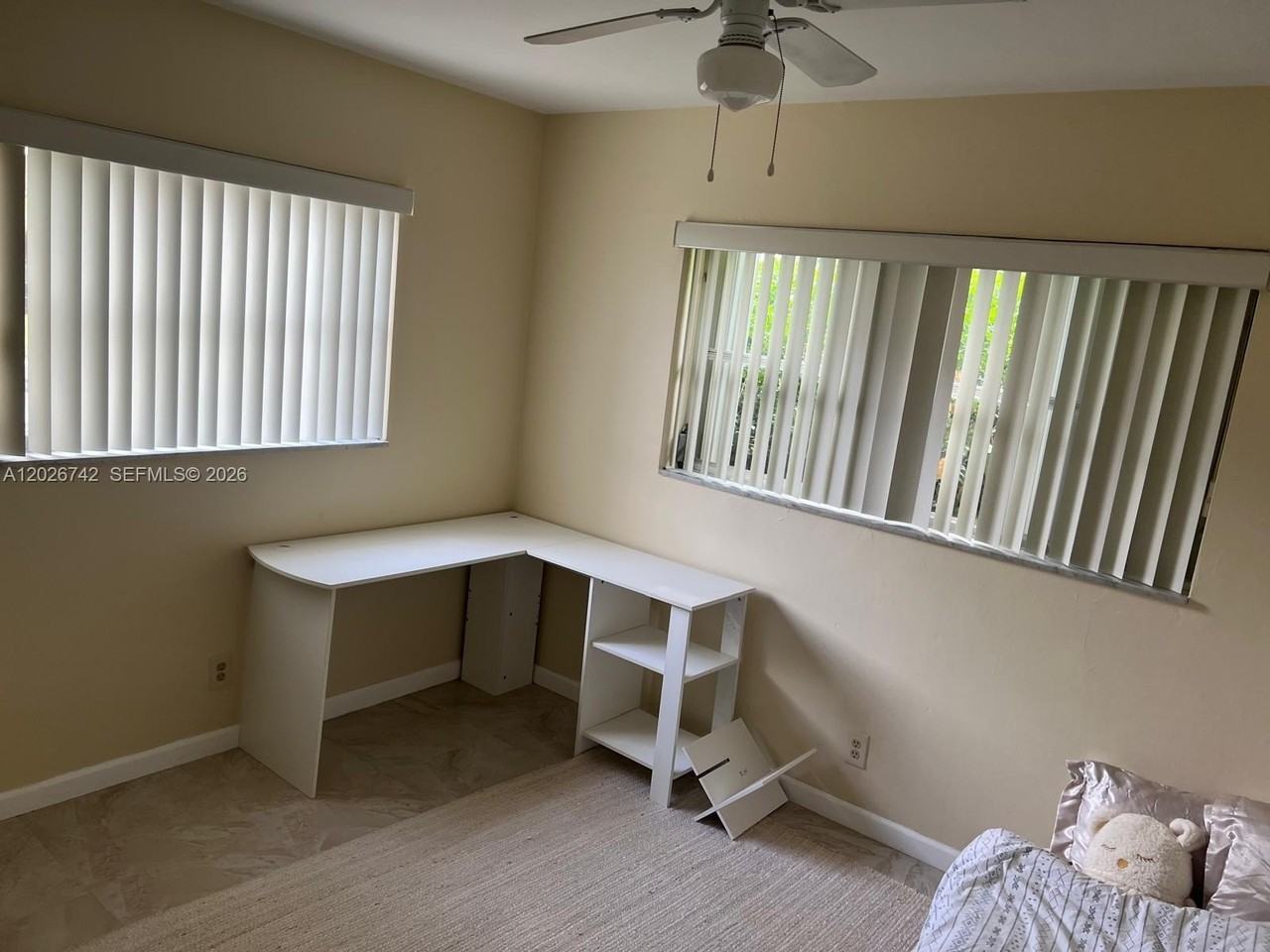 4460 Nw 18th Ave - Photo 4 of 11