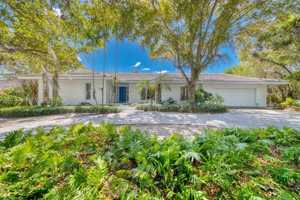 featured image of 620 Conde Ave
