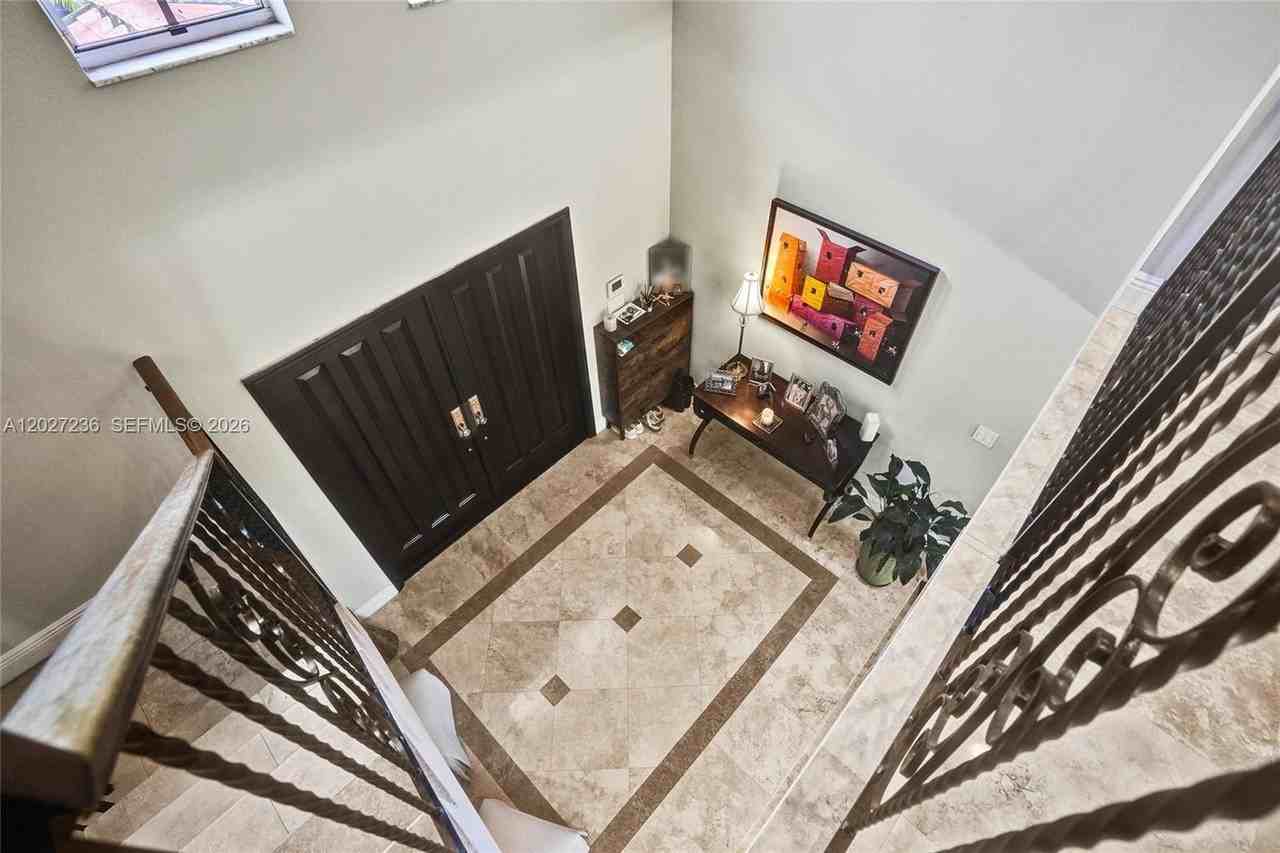 1534 Palancia Ave - Photo 6 of 50