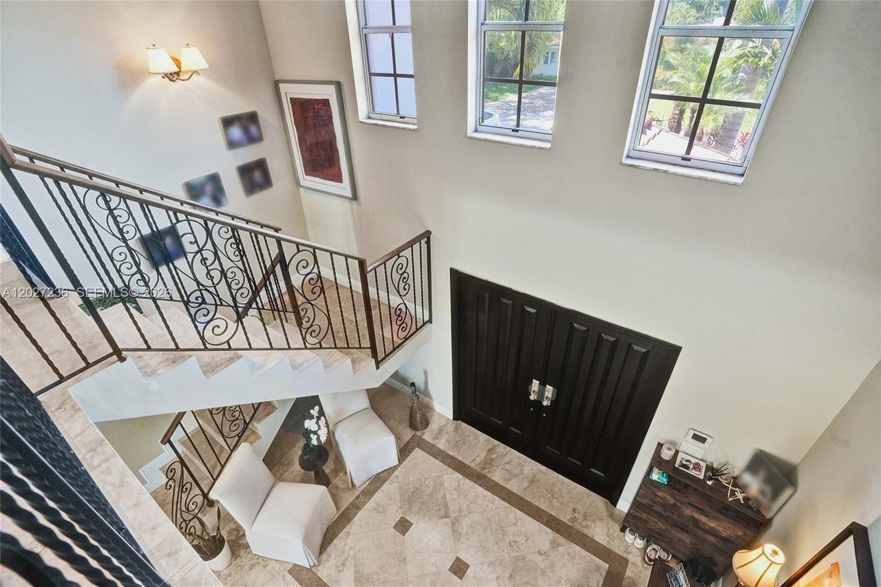 1534 Palancia Ave - Photo 7 of 50