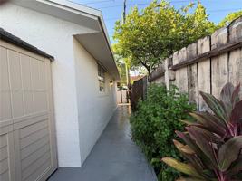 featured image of 6753 Sw 39th Ter #REAR