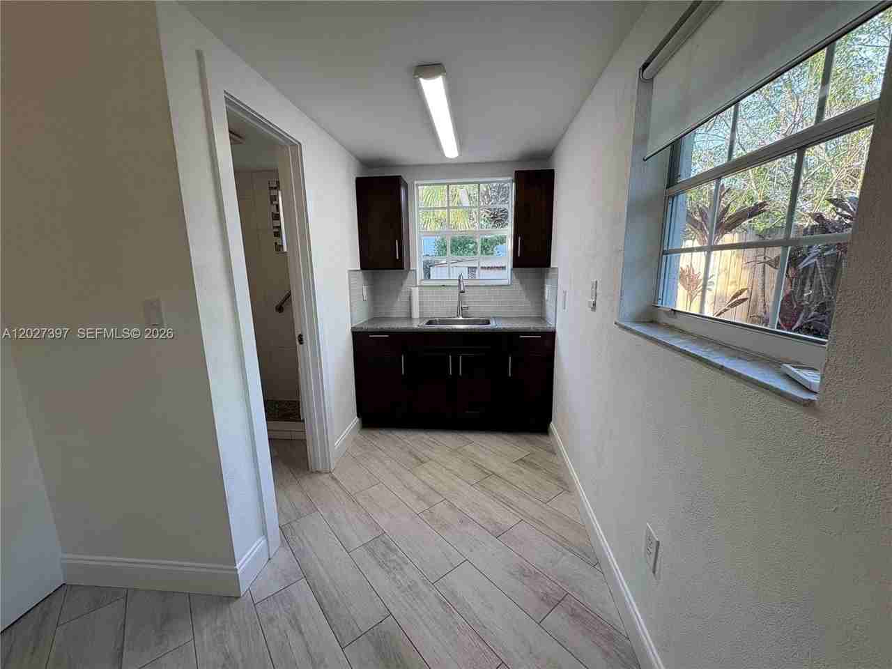 6753 Sw 39th Ter #REAR - Photo 5 of 9