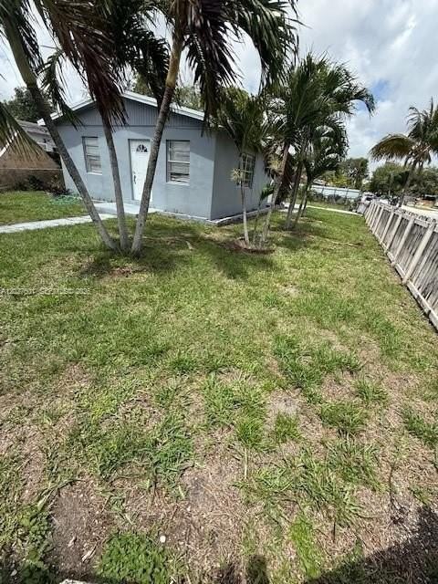 3700 Sw 56th Ave #3700 - Photo 4 of 9