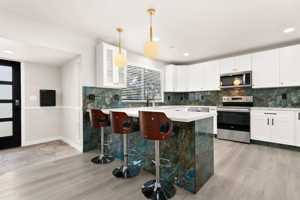 featured image of S Oakes St