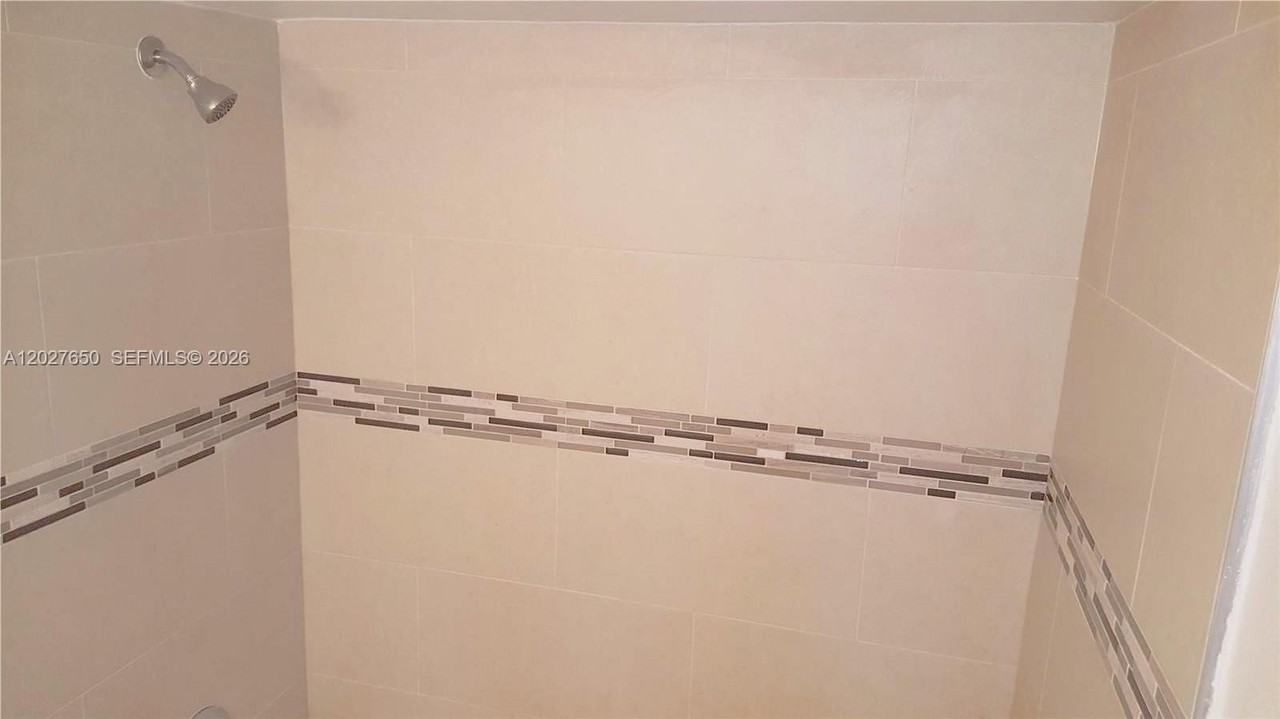 15006 Sw 80th Ter #913 - Photo 5 of 10