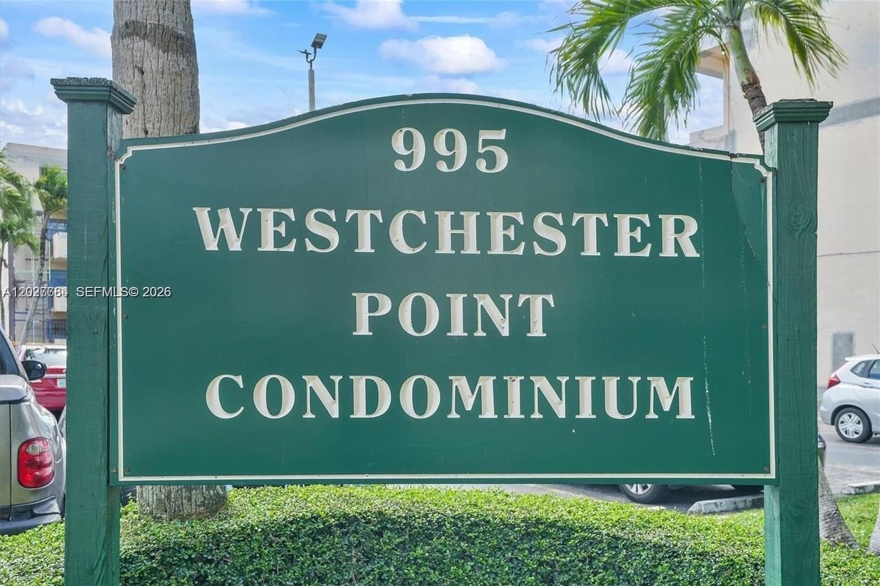 995 Sw 84th Ave #408