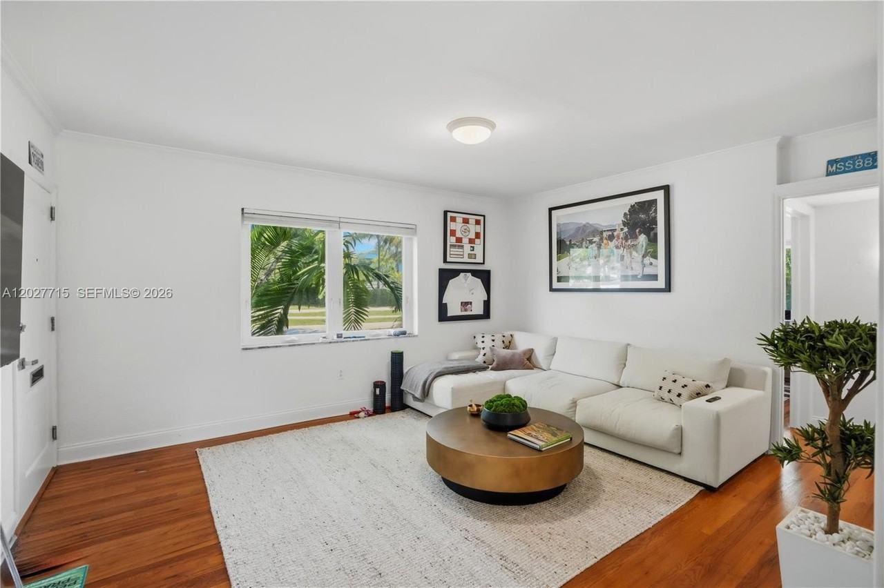 5530 Sw 76th St #A - Photo 3 of 16